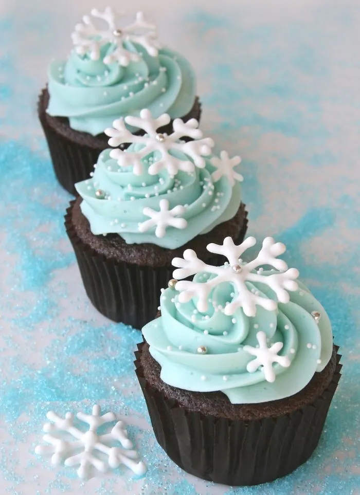93 Of The Most Creative Christmas Cupcake Ideas Ever