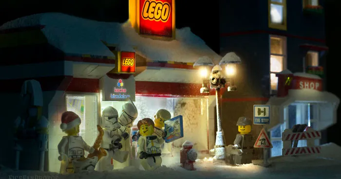 Merry Force Be With You! I Couldn't Wait To The Premiere So I Created Xmas Themed Lego Star Wars Photos