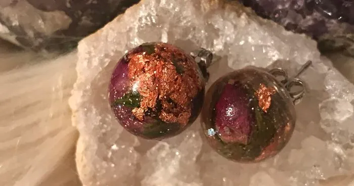 My Handmade Resin Jewelry And Crystals