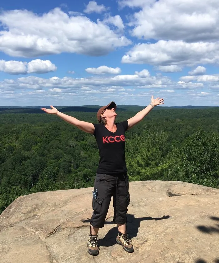 Hi!  From Algonquin Park, Ontario!  🇨🇦