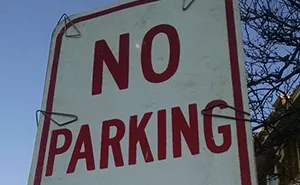 Rude Woman Refuses To Leave 'No Parking' Zone, So Construction Workers Get The Best Revenge