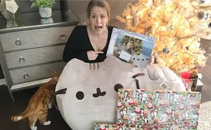 One Reddit User Got Bill Gates As Her Secret Santa, And Here's What She Received