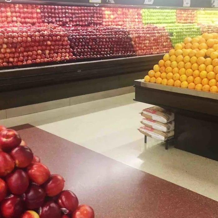 This Grocery Store