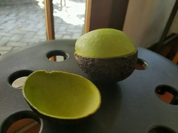 This Avocado Is Perfectly Cut
