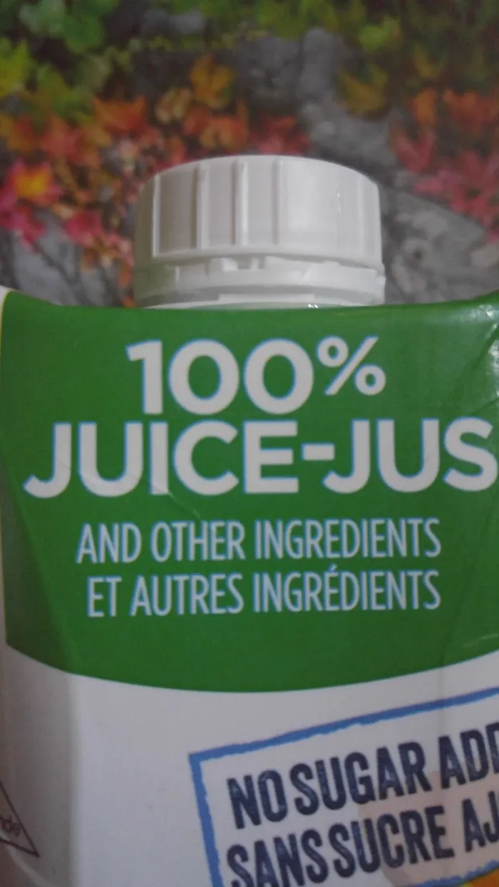Etiquetas Engañosas A Propósito ("Zumo 100% Y Otros Ingredientes")
