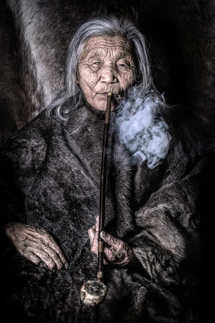 Mujer Dukha