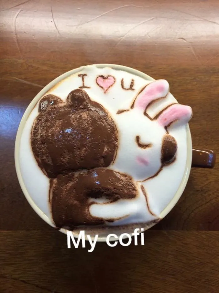 Coffee Artist Creates Impressive 3D Latte Art And It's Too Cute To Drink