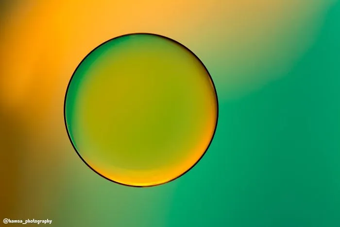 I Use Oil And Water To Photograph Abstract Drops