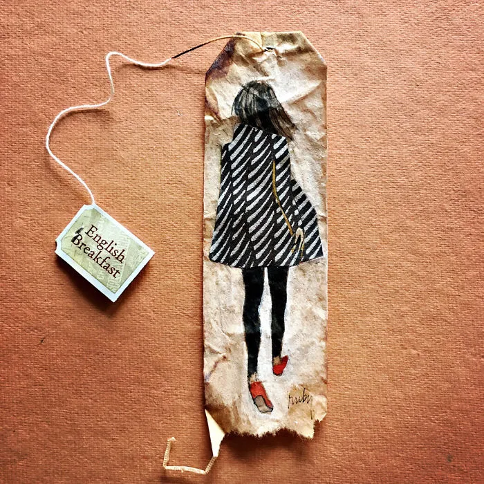 Artist Uses Tea Bags As Her Diary