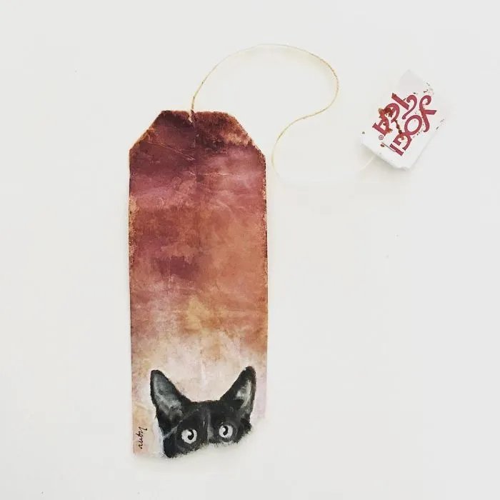 Artist Uses Tea Bags As Her Diary