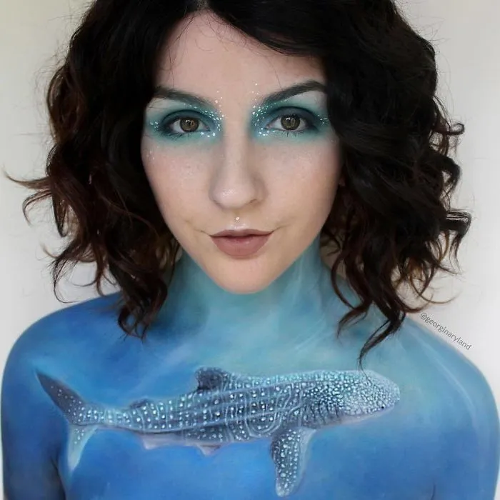 Makeup Artist Creates Incredible Drawings Using Her Own Body As Canvas