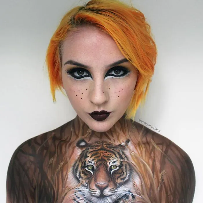 Makeup Artist Creates Incredible Drawings Using Her Own Body As Canvas