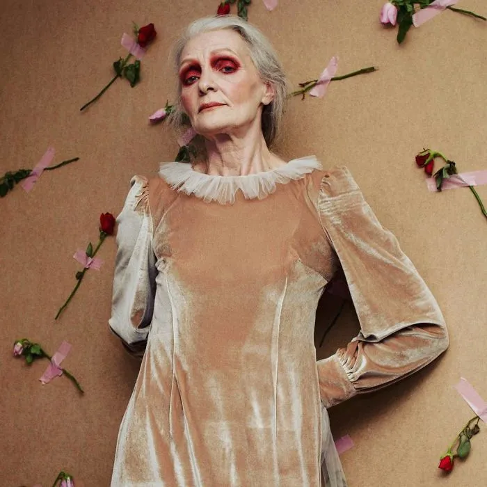 Valentina  Yasen, 62  Years Old