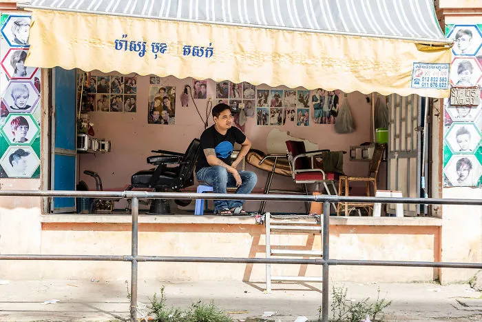 The Street Barbers Of Cambodia