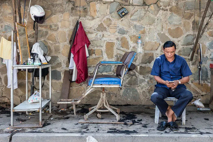 The Street Barbers Of Cambodia
