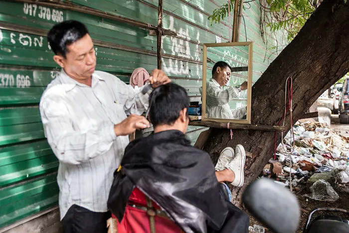 The Street Barbers Of Cambodia