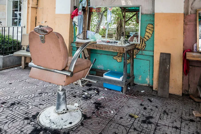 The Street Barbers Of Cambodia