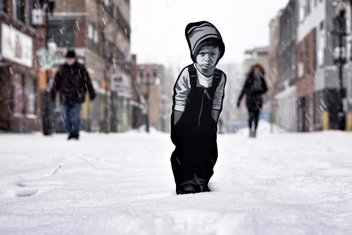 Artist Leaves Tiny Wooden Figures Around The City For People To Find