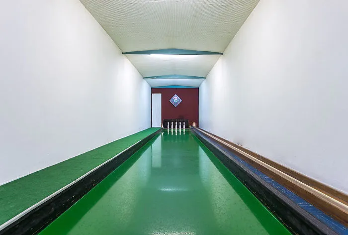 Here Are The Bowling Alleys Of Southern Germany