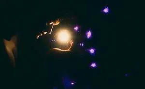 I Created Underwater Mermaid Portraits Using Only A Blanket, Fairy Lights And My Phone's Torch