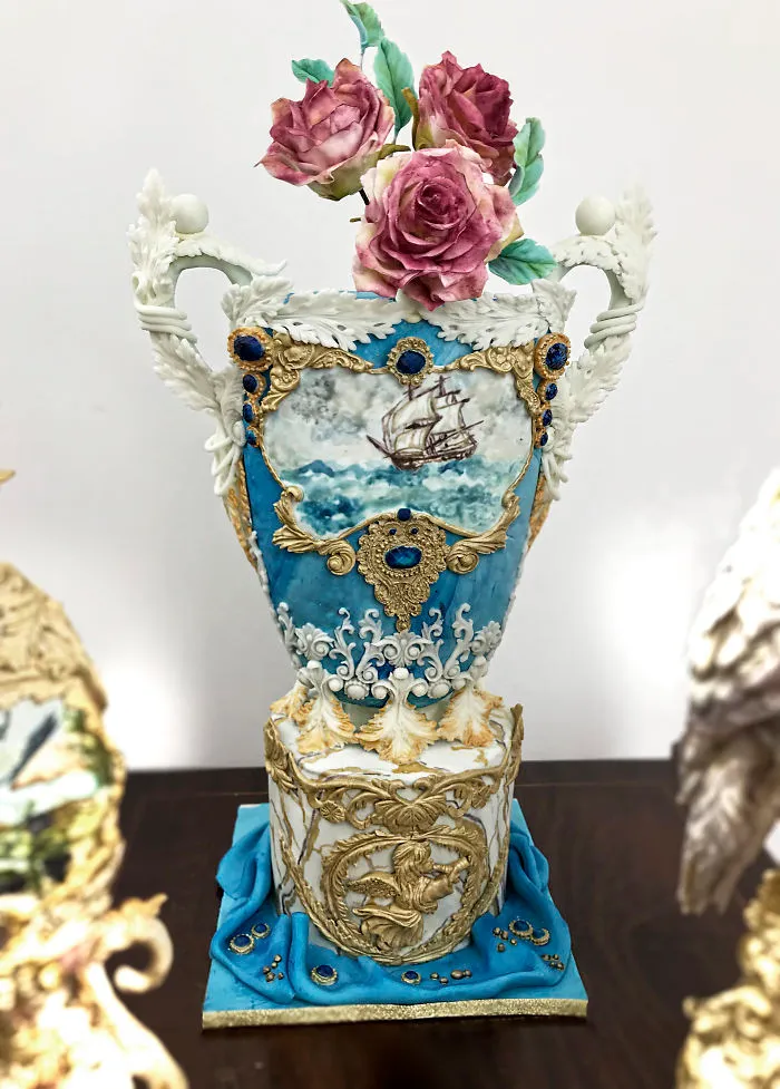 I Spend Hundreds Of Hours Turning Cakes Into Real Art Pieces