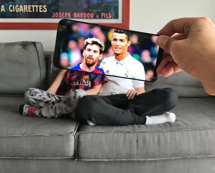 I Bring Everyday Objects To Life With My Smartphone