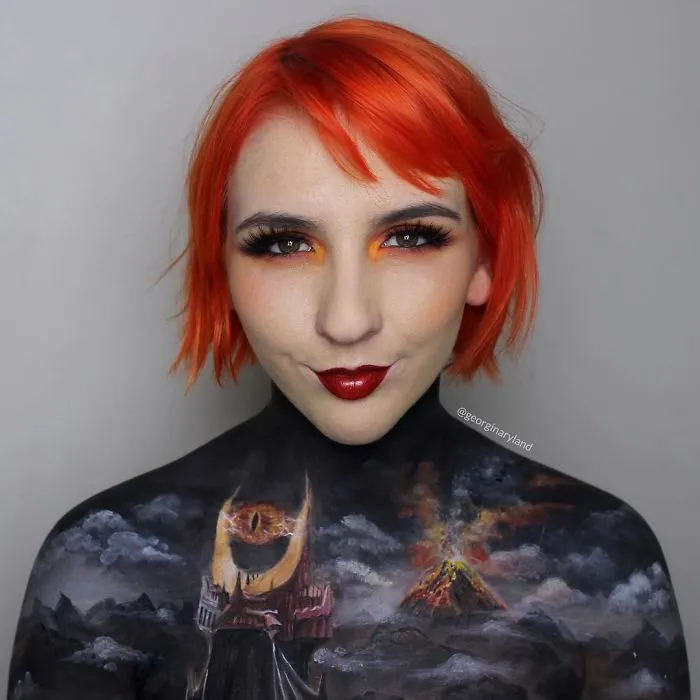 Makeup Artist Creates Incredible Drawings Using Her Own Body As Canvas