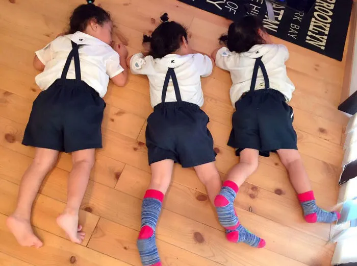 Japanese Mom Captures Her Life With Her Twins And Triplets And It's Just Too Adorable