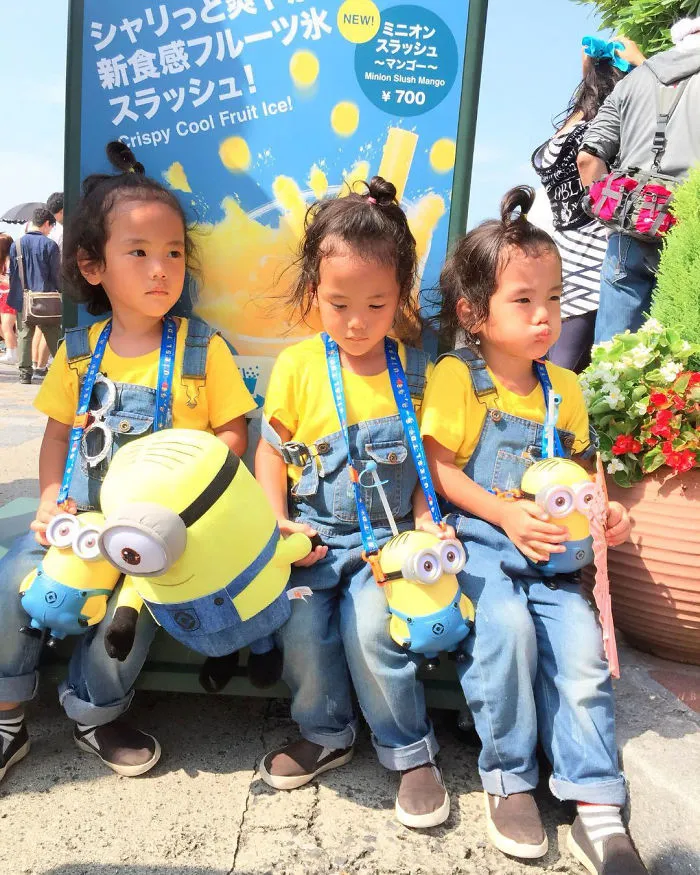 Japanese Mom Captures Her Life With Her Twins And Triplets And It's Just Too Adorable