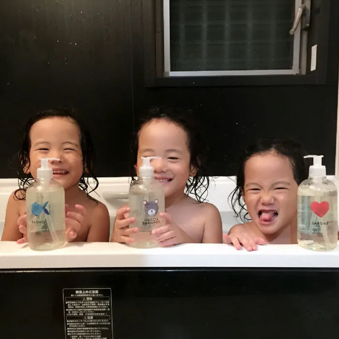 Japanese Mom Captures Her Life With Her Twins And Triplets And It's Just Too Adorable