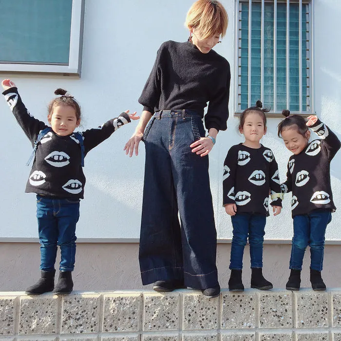 Japanese Mom Captures Her Life With Her Twins And Triplets And It's Just Too Adorable