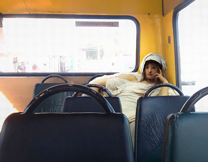 Artist Inserts People From Classical Paintings Into Today’s World, And The Result Is Surprisingly Good