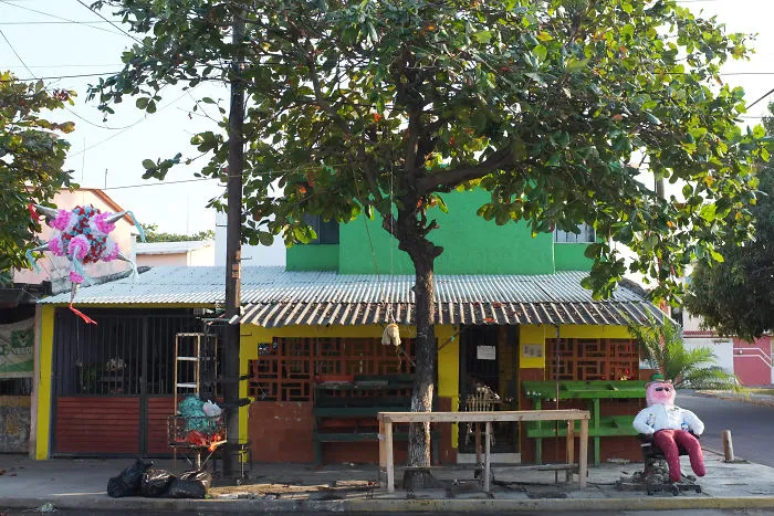 This Is What I Saw In My Hometown After 11 Years Living Abroad.