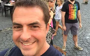 90 Hilarious Times People Wore The Right Shirts At The Right Time