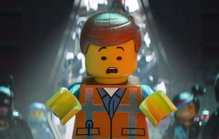 En la película de Lego se ven claramente huellas de dedos en la superficie brillante de los personajes