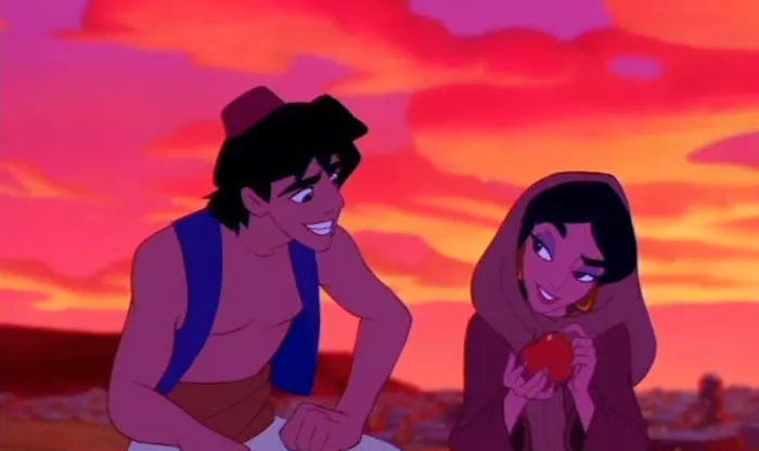 En Aladdin, cuando vuelan sobre Grecia, Aladdin le lanza una manzaja a Yasmín. Eso solía ser una manera de pedir matrimonio a alguien en la antigua Grecia