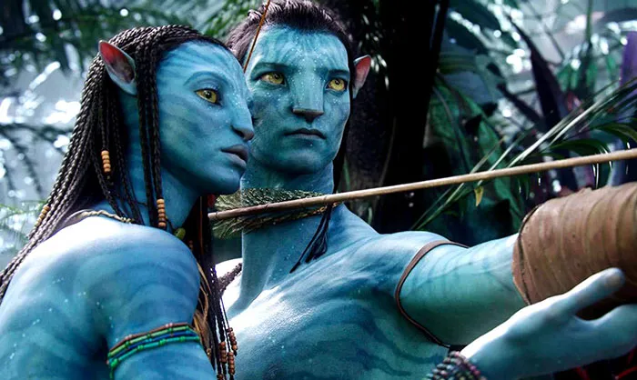 Scene from Avatar movie showing two blue Na'vi characters preparing to shoot an arrow, related to fun facts about movies.