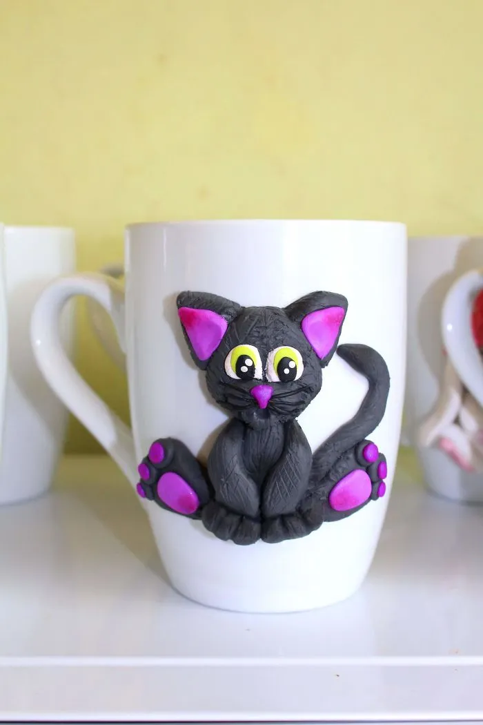 I Create Beautiful And Cute Polymer Clay Decorated Mugs