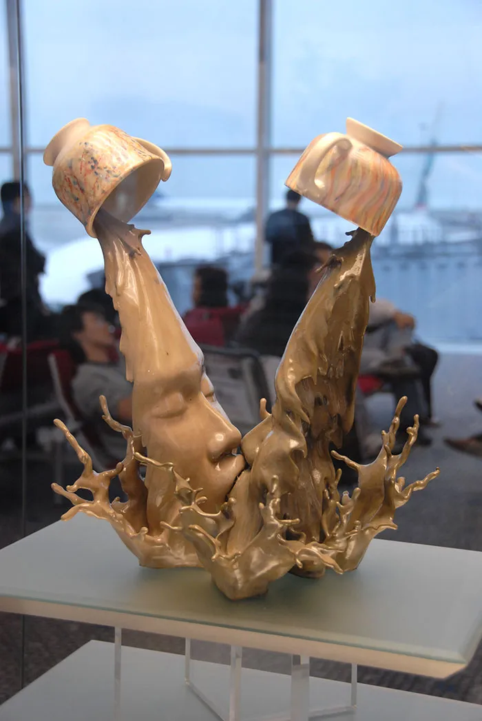 Beso De Café, Johnson Tsang