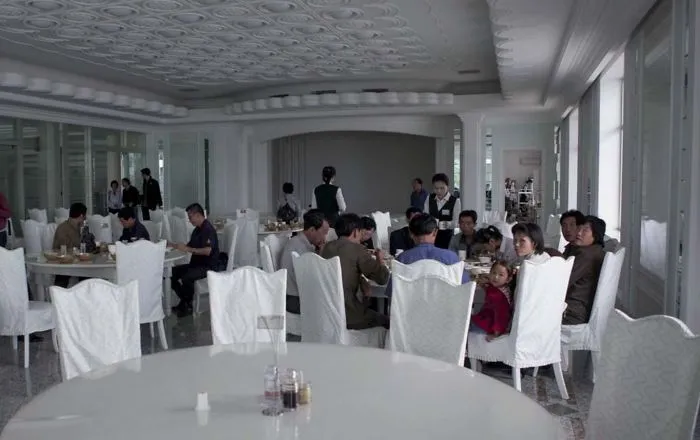 People dining in the restaurant 