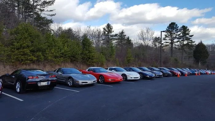 Mi tío era presidente del Corvette Club. Este es su funeral