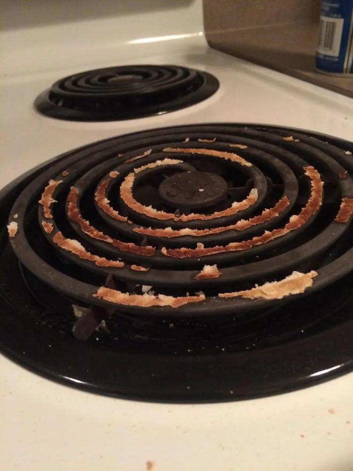Here's How My GF Heats Up A Tortilla