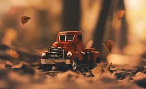 I Capture Natural Bokeh With My Toy Cars!