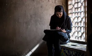 I Traveled To Iran To Show How Real People Live There Every Day (24 Pics)