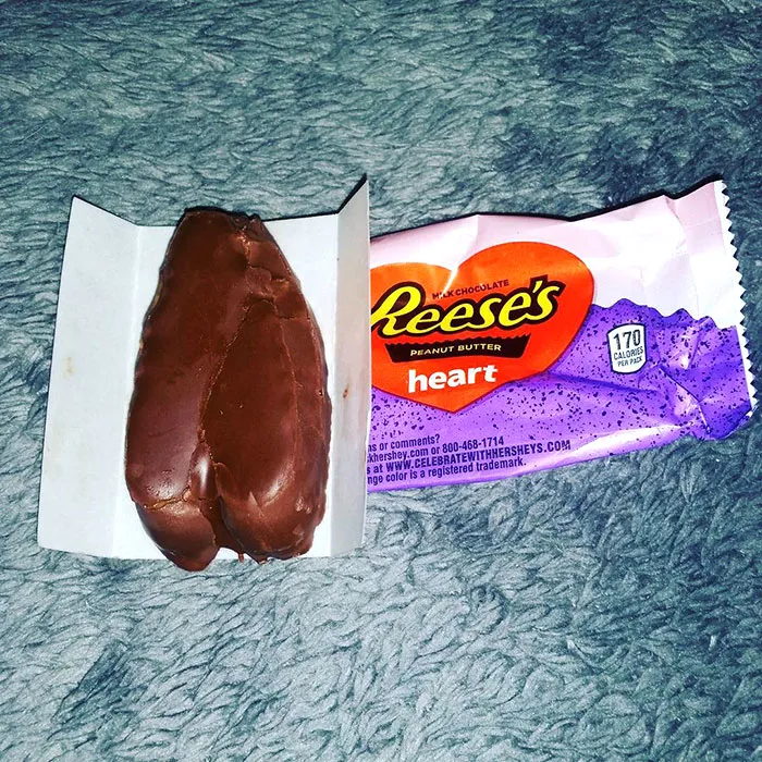Si esto se supone que es un corazón, como serán sus cacas