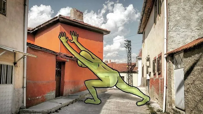 I’m An Architect Who Illustrates The Secret Life Of Giants In The Streets Of Turkish Cities