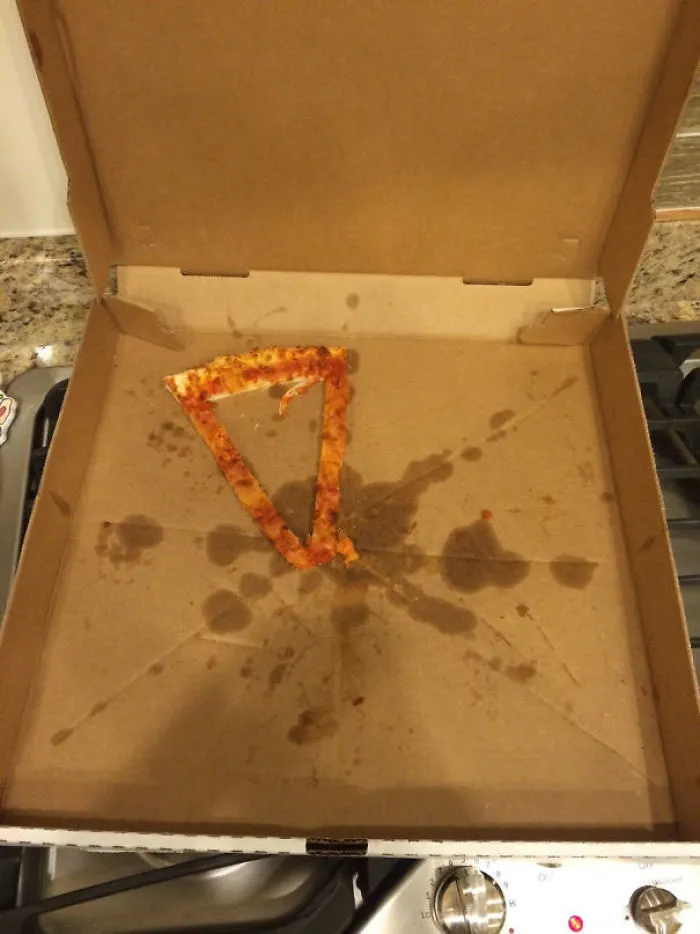 Me dijeron que me habían dejado un trozo de pizza :(