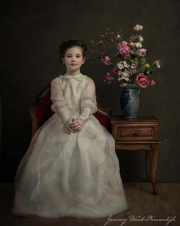 These 35 Photos By A Dutch Artist Look Like Classical Paintings Brought To Life