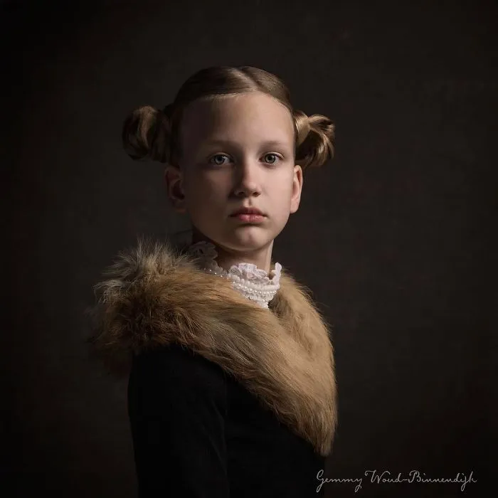 These 35 Photos By A Dutch Artist Look Like Classical Paintings Brought To Life