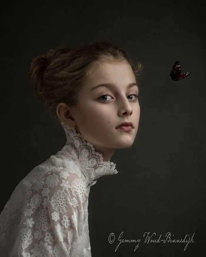 These 35 Photos By A Dutch Artist Look Like Classical Paintings Brought To Life